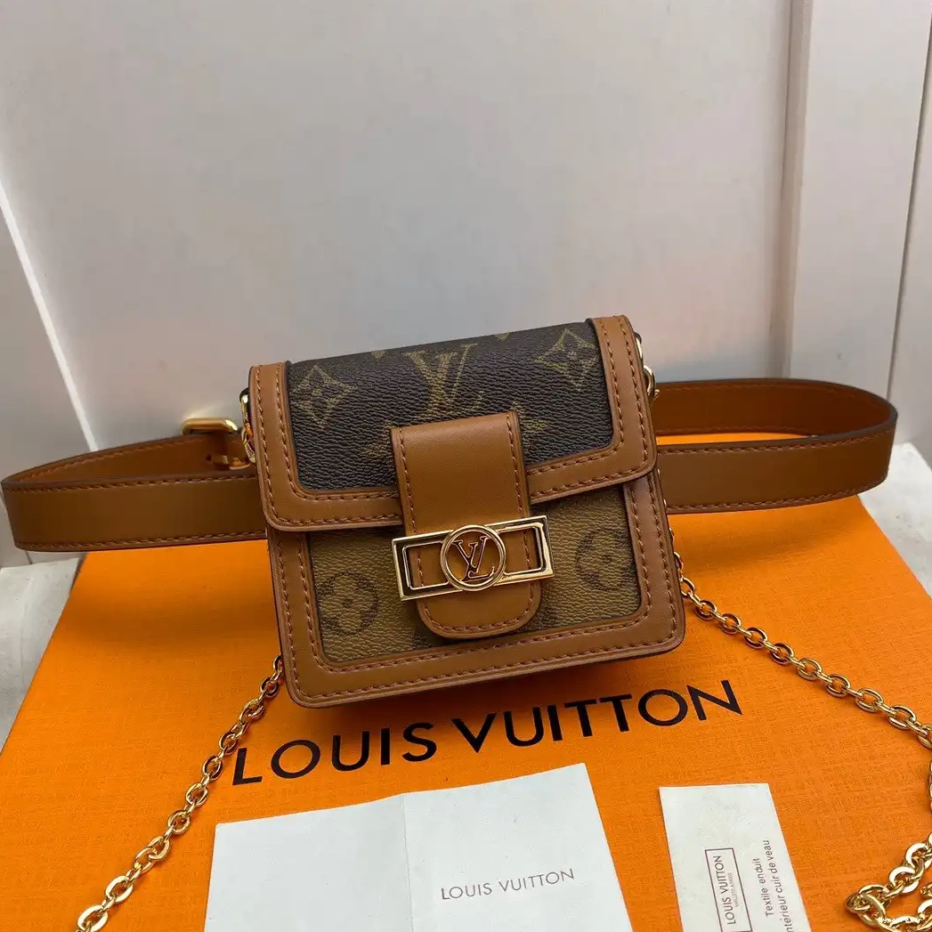 BB BUMBAG LOUIS DAUPHINE VUITTON 0619